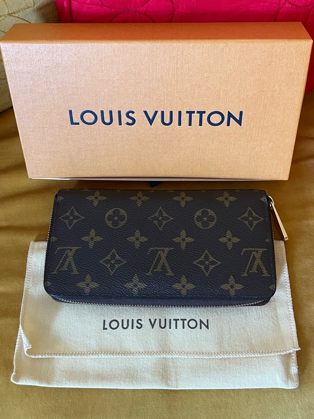 Authentic Louis Vuitton Monogram Zippy Long Wallet With Box And Dust Bag
